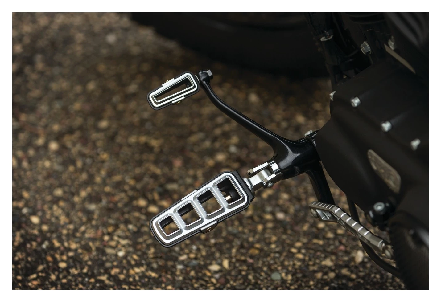 Cheap π Kuryakyn Dillinger Footpegs For Harley π― 5 Cheap π Kuryakyn Dillinger Footpegs For Harley π― - Image 3